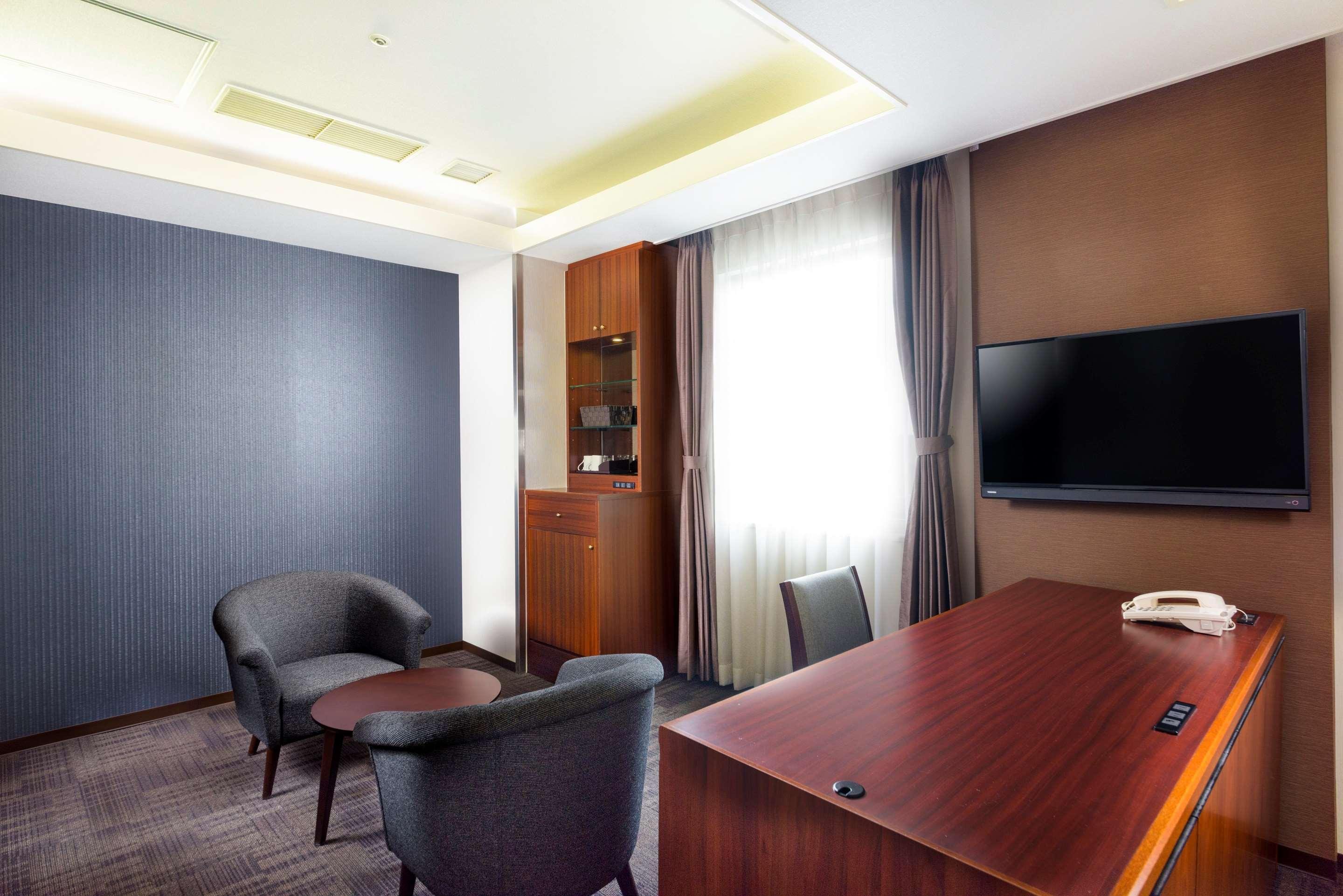 Best Western Plus Clemson Hotel & Conference Center Экстерьер фото