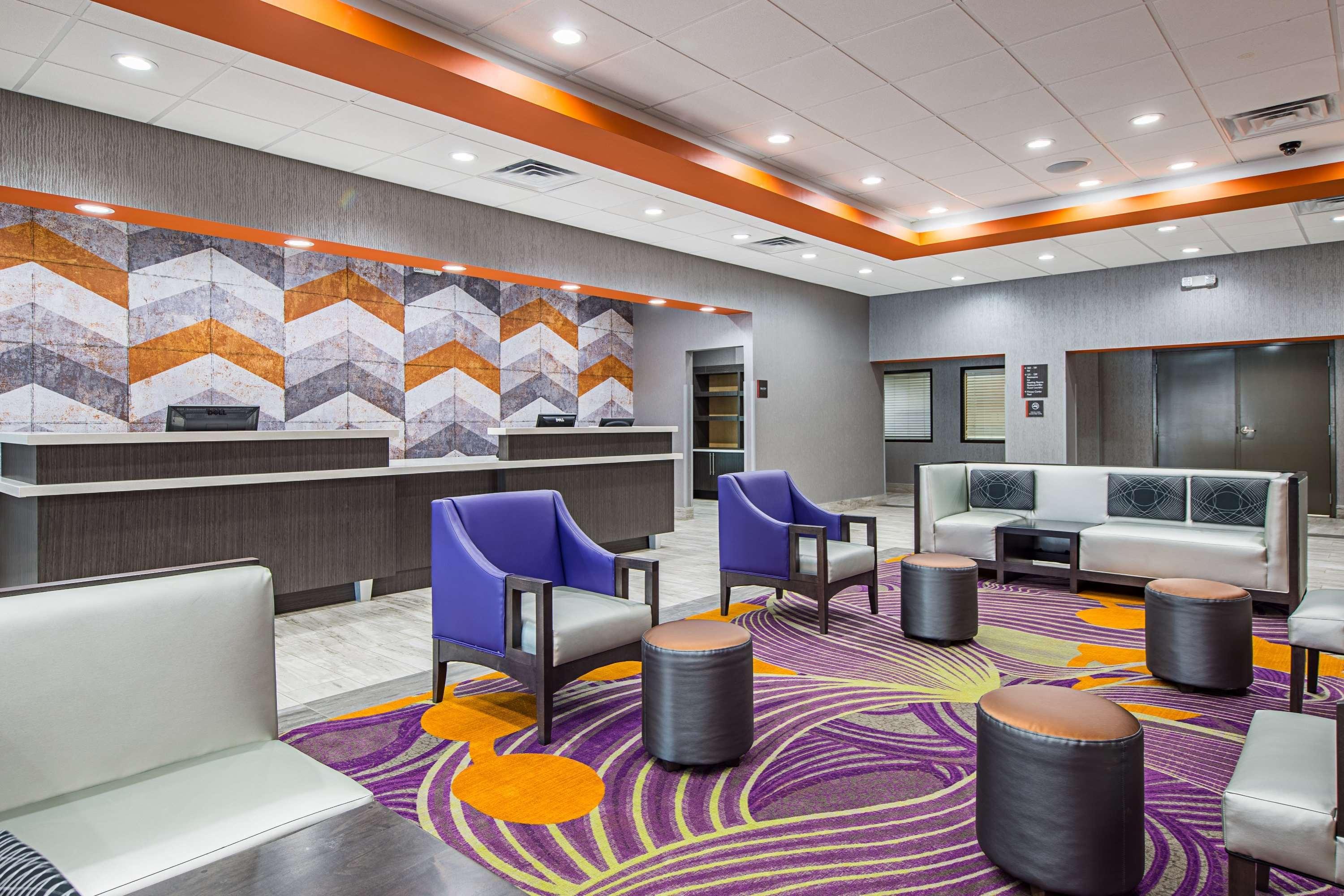 Best Western Plus Clemson Hotel & Conference Center Экстерьер фото